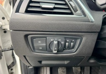 BMW Seria 1 F20-F21 Hatchback 5d Facelifting 2017 118i 136KM 2018 BMW Seria 1 1.5 Benyzna 136KM LED Nawigacja Sensor Klimatyzacja 1.5 Benzyna, zdjęcie 14