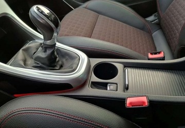 Opel Astra J GTC 1.6 SIDI Turbo ECOTEC 170KM 2013 Opel Astra J GTC 1.6 Turbo 170KM 100% Bezwypadkowy ~ Przebieg 81.000, zdjęcie 35