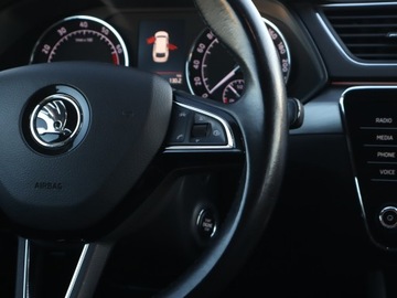 Skoda Superb III Kombi 2.0 TSI 280KM 2018 Skoda Superb 2.0 TSI, Serwis ASO, 4X4, Automat, zdjęcie 19