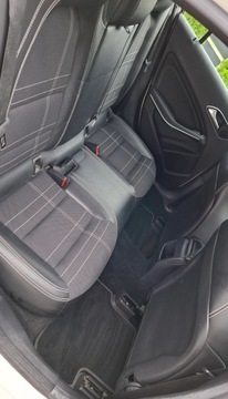 Mercedes Klasa A W176 Hatchback 5d Facelifting 180 122KM 2015 Mercedes-Benz Klasa A 180 7G-DCT Style, zdjęcie 4