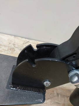 БОЛЬШОЙ СКЛАДНОЙ СКУТЕР LIONELO LUCA АМОРТИЗАТОР