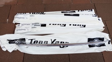 BMW 5 E39 1996-2000--LISTWA STŘEDNÍ  NÁRAZNÍKU PŘEDNÍ CHRÓM NOVÁ