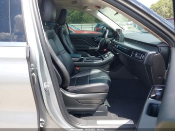 Lincoln 2023 Lincoln Aviator Standard 2023 3.0l 3.0 Benzyna 400KM, zdjęcie 9