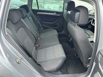 Volkswagen Passat B8 Variant Facelifting 2.0 TDI SCR 150KM 2020 Volkswagen Passat 2.0 TDI 150KM DSG EVO Business, zdjęcie 12