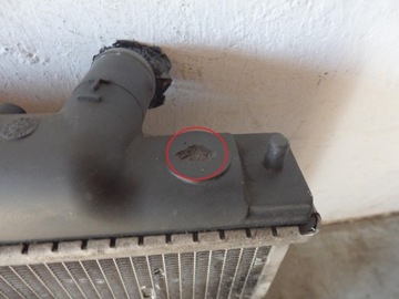 CHLADIČ VODY VENTILÁTOR NISSAN NAVARA D40 2.5