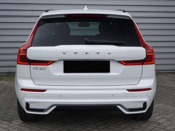 Volvo XC60 II 2026 VOLVO XC60 B5 AWD Ultra Dark Suv 2.0 (250KM) 2026, zdjęcie 3