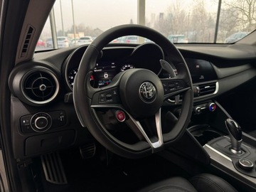 Alfa Romeo Giulia II Sedan Facelifting 2.0 Turbo 280KM 2020 Alfa Romeo Giulia Q4 Veloce / Kamera cofania / And, zdjęcie 6