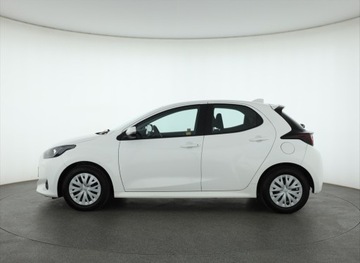 Toyota Yaris IV Hatchback 1.5 Hybrid Dynamic Force 116KM 2022 Toyota Yaris 1.5 VVT-i Hybrid, Salon Polska, zdjęcie 2