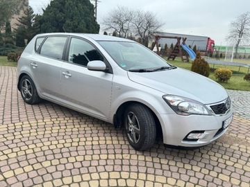 Kia Ceed I Hatchback 5d Facelifting 1.4 DOHC CVVT 90KM 2010 Kia Ceed LIFT 1.4 90KM Klima 2x kola 1-reka Gotowy do jazdy 1.4 90KM, zdjęcie 17