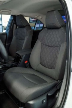 Toyota Corolla XII Sedan 1.8 Hybrid 122KM 2021 Toyota Corolla 1.8 Hybrid Comfort Style Tech 1.8 Hybryda 122KM, zdjęcie 7