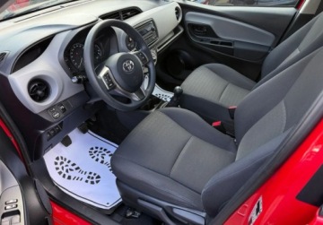 Toyota Yaris III Hatchback 5d Facelifting 1.0 VVT-i 69KM 2017 Toyota Yaris salon Polska Benzyna 69KM, zdjęcie 11