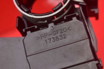 MINCE PŘEPÍNAČ SMĚROVKA 173832 TOYOTA YARIS 3 III 14-17