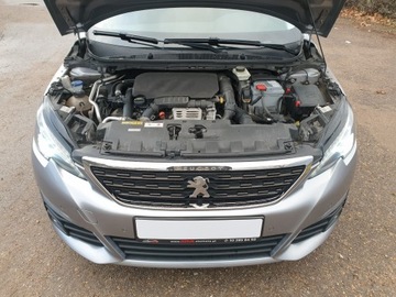 Peugeot 308 II SW Facelifting 1.2 PureTech 130KM 2018 PEUGEOT 308 II 1.2 Aut, Allure, PANORAMA, Full LED, podgrz. siedz, POLSKA, zdjęcie 28