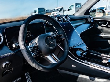 Mercedes GLC C254/X254 Coupe 2.0 200 204KM 2025 MERCEDES-BENZ GLC 200 4-Matic AMG Line 2.0 (204KM) 2025, zdjęcie 5