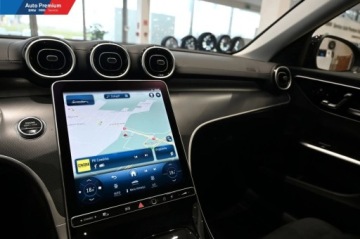 Mercedes Klasa C W206 2023 Mercedes-Benz Klasa C FV23Kierownica SupersportowaPodswietlane listwy prog, zdjęcie 5