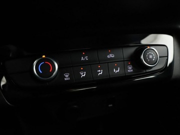 Opel Corsa F Hatchback 5d 1.2 75KM 2022 Opel Corsa Navi Czujniki parkowania Klimatyzacja, zdjęcie 26