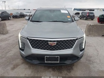 Cadillac 2024 Cadillac XT4 2024 CADILLAC XT4 FWD LUXURY 2.0 Benzyna 235KM, zdjęcie 5