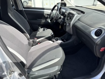 Toyota Aygo II Hatchback 3d Facelifting 1.0 VVT-i 72KM 2021 Toyota Aygo 1.0 VVT-i X-play II (2014-) 1.0 VVT-i, zdjęcie 6