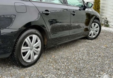 Volkswagen Jetta VI Sedan Facelifting 2.0 TDI 110KM 2016 Volkswagen Jetta Volkswagen Jetta 2.0 TDI DPF BMT Comfortline 2.0 Diesel, zdjęcie 28