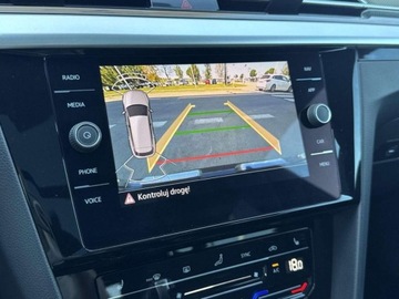 Volkswagen Arteon Fastback Facelifting 2.0 TDI 200KM 2021 Volkswagen Arteon R-Line HAK Panorama Keyless Nawigacja Tempomat App Cyfro, zdjęcie 26