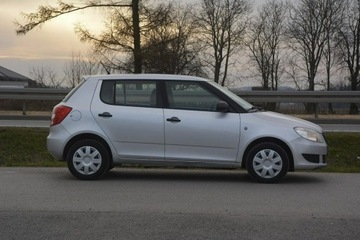 Skoda Fabia II Hatchback Facelifting 1.6 TDI CR DPF 75KM 2014 Škoda Fabia Skoda Fabia 1.6TDI 4 osobowy, zdjęcie 10