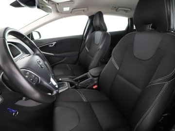 Volvo V40 II Hatchback Facelifting 2.0 D3 150KM 2018 Volvo V40 Automat navi klima auto czujniki, zdjęcie 12
