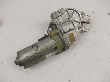 SILNIK REGULACJI FOTELA PASSAT B5 LEON TOLEDO AUDI