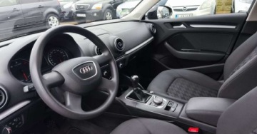 Audi A3 8V Cabriolet 1.6 TDI clean diesel 110KM 2016 Audi A3 Sportback Audi A3 Sportback 1.6 TDI 1.6 Diesel 110KM, zdjęcie 15
