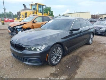 BMW Seria 5 G30-G31 2019 BMW Seria 5 2019 BMW 5 Series 540i xDrive Sedan 3.0 Benzyna 335KM, zdjęcie 2