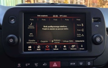 Fiat Panda III Hatchback 5d seria 4 1.0 Hybrid 70KM 2021 Fiat Panda mildHybrid City Cross, Czujniki parkowania, Klimatyzacja, Salon, zdjęcie 24