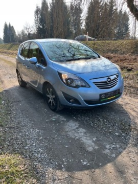 Opel Meriva II Mikrovan 1.4 Turbo ECOTEC 140KM 2013 Opel Meriva Automat, zdjęcie 2