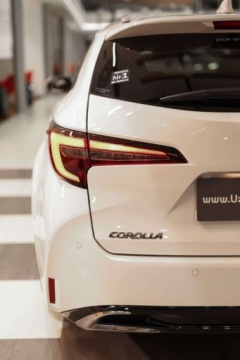 Toyota Corolla XII TS Kombi Facelifting 1.8 Hybrid 140KM 2023 Toyota Corolla 1.8 Hybrid Style 1.8 Hybryda 140KM, zdjęcie 9