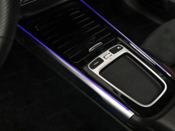 Mercedes GLB SUV 1.3 200 163KM 2025 MERCEDES-BENZ GLB 200 AMG Line Suv 1.3 (163KM) 2025, zdjęcie 11