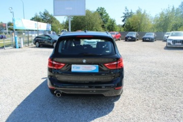 BMW Seria 2 G42-U06 Active Tourer 1.5 218i 136KM 2022 BMW 218 Gran Tourer 7 miejsc Nawigacja, zdjęcie 6