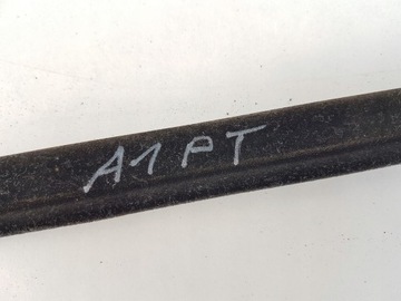 СКРЕБНАЯ НАКЛАДКА ДВЕРИ ПРАВАЯ ПРАВАЯ AUDI A1 II 82A