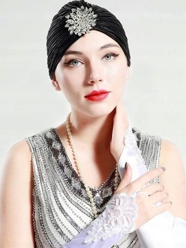 Dzianinowy turban na głowę z kryształową broszką