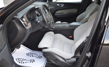 Volvo XC60 II 2023 Volvo XC 60 2.0 B5 Inscription AWD Automatic Virtual Panorama Navi Ledy 2.0, zdjęcie 12