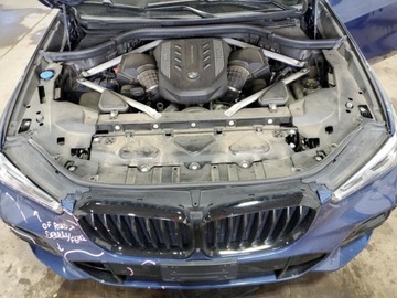 BMW X5 G05 2021 BMW X5 M50i 2021 4.4l 4.4 Benzyna 523KM, zdjęcie 6