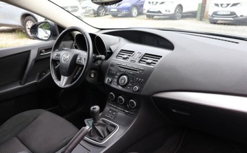 Mazda 3 II Sedan Facelifting 1.6 MZR 105KM 2012 Mazda 3 1.6 Benzyna 105KM, zdjęcie 9