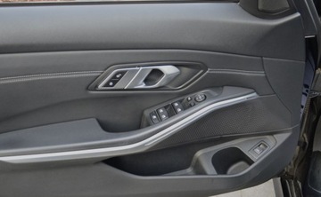 BMW Seria 3 G20-G21 Touring 2.0 320d 190KM 2020 BMW Seria 3 2,0D 190 KM Full Led Nawigacja SPORT-LINE 2.0 Diesel 190KM, zdjęcie 16