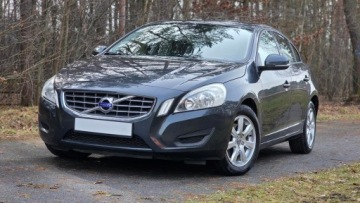 Volvo S60 II Sedan 1.6 D2 115KM 2011 VOLVO S60 Tylko 105000km* Sedan* Opłacone* Raty, zdjęcie 2