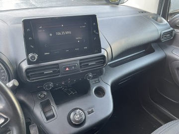 Opel Combo E Kombivan 1.5 Diesel 131KM 2020 Opel Combo Life Niepełnosprawnych inwalida PFRON, zdjęcie 14