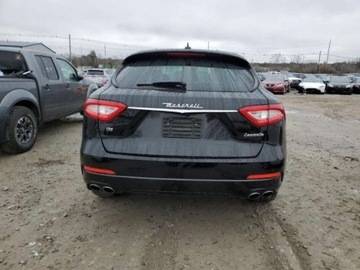 Maserati Levante 2019 Maserati Levante 2019, 3.0L, 4x4, porysowany lakier 3.0 Benzyna 345KM, zdjęcie 5