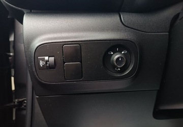 Citroen C3 III Hatchback Facelifting 1.2 PureTech 110KM 2023 Citroen C3 1.2 110KM Automat Kamera MirrorScreen SalonPL SerwisASO FV23 Gw, zdjęcie 23