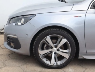 Peugeot 308 II SW Facelifting 1.5 BlueHDI 130KM 2018 Peugeot 308 1.5 BlueHDi, Skóra, Navi, Klima, zdjęcie 12