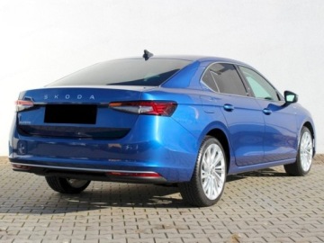 Skoda Superb IV Liftback 2.0 TSI 265KM 2025 SKODA Superb L&amp;K 2.0 TSI DSG 4x4 Sedan 265KM 2025, zdjęcie 2