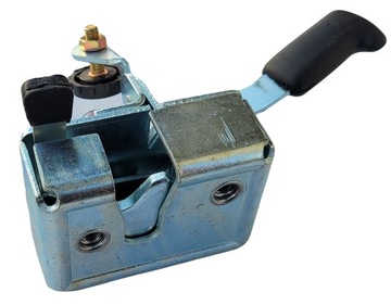 ZAMEK DRZWI LEWYCH MTZ BELARUS PRONAR 80-6105050