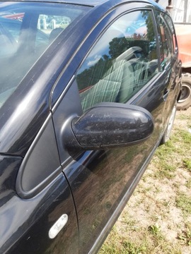 LEVÉ ZRCÁTKO VOLKSWAGEN FOX 2005R MANUÁLNÍ