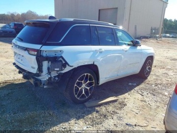 Jeep Grand Cherokee V 2023 Jeep Grand Cherokee Summit Reserve 2023 3.6 Benzyna 293KM, zdjęcie 5