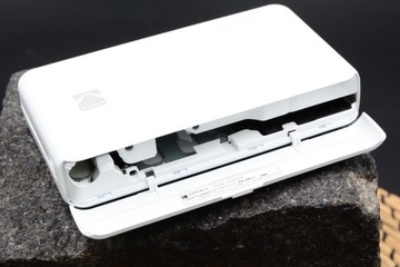 Uszkodzona przenośna cyfrowa drukarka do zdjęć KODAK Mini 2